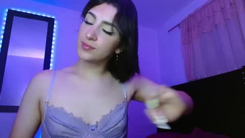 triana_damelio online show from September 2025 11:22:02 AM