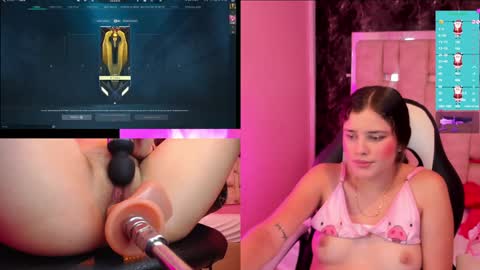 Trianna online show from December 2024 05:33:02 PM