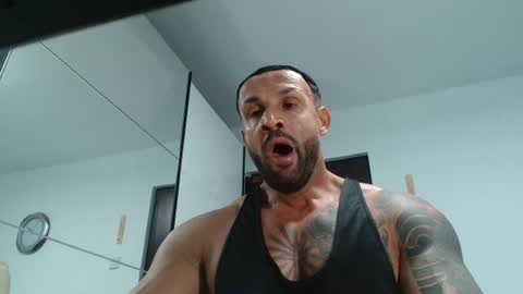 Snapshot of tridentmuscles chatting on May 2026 10:55:01 AM tridentmuscles online show from May 2026 10:55:01 AM