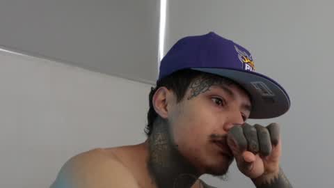 - trieone online show from December 2024 01:32:01 PM