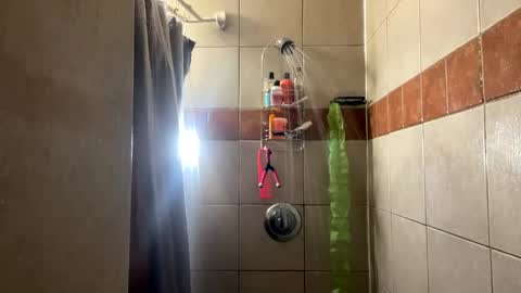 WapBopper online show from January 2025 11:37:02 AM