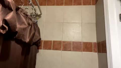 WapBopper online show from November 2025 06:57:02 AM