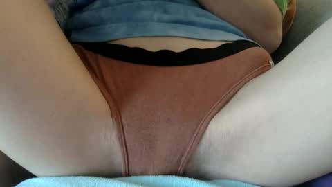 trippybb222 online show from April 2026 03:02:01 PM
