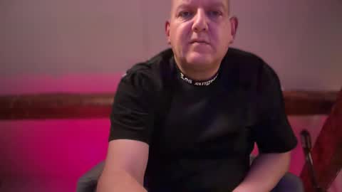 Triton online show from October 2025 08:39:01 PM