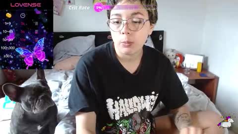 Kitty online show from September 2025 09:03:02 PM