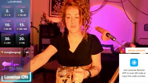 Trixie Divine online show from March 2026 01:12:02 AM