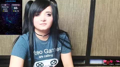 trixiedoescamcam online show from January 2025 01:27:01 AM