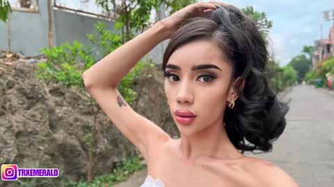 Snapshot of trixieemerald chatting on March 2025 05:24:02 AM trixieemerald online show from March 2025 05:24:02 AM