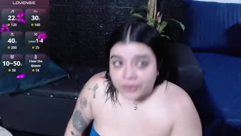 trixxiee_ online show from October 2025 06:56:01 AM