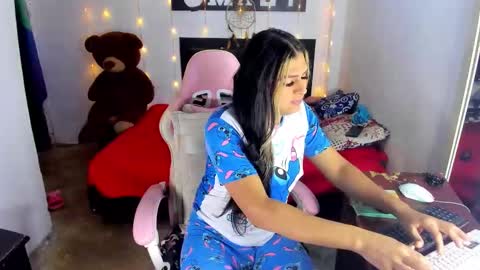 trixxy online show from January 2026 03:25:01 PM