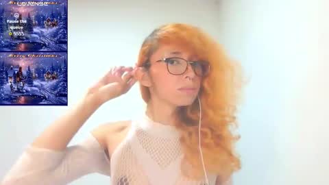 Trixy Rose online show from December 2025 07:43:02 PM