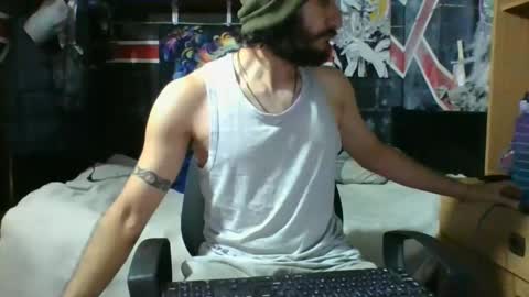 Andrew online show from March 2025 11:20:02 PM