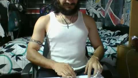 Andrew online show from December 2025 12:16:02 AM