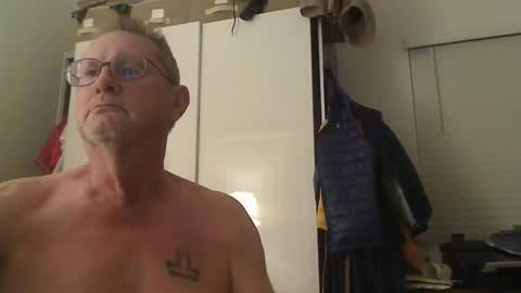 Troffer online show from October 2025 02:01:02 AM