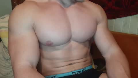 Troncq online show from February 2025 09:51:02 AM