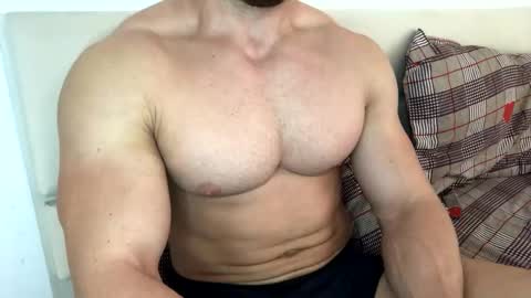 Troncq online show from September 2025 09:11:02 AM