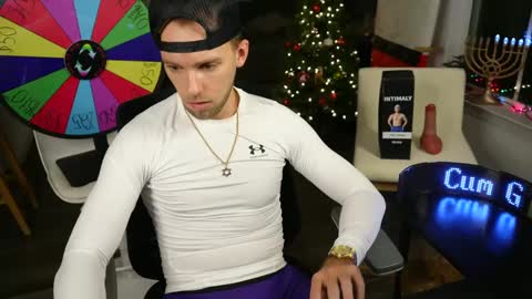 Troy Green online show from December 2024 03:54:02 AM