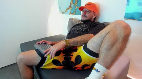 Troy online show from March 2026 01:16:02 AM