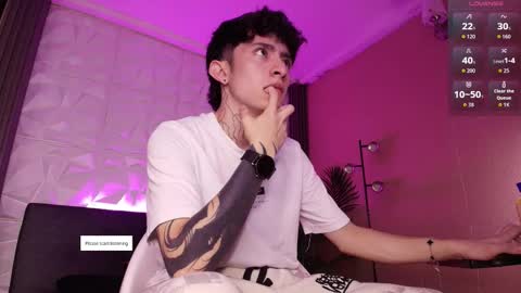 Troy online show from December 2025 06:59:01 PM