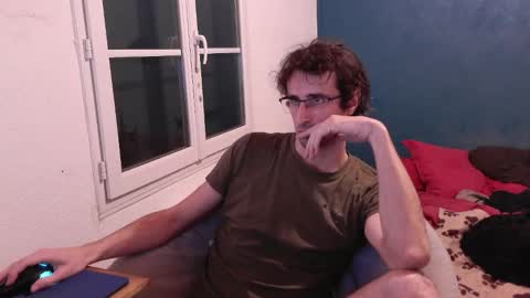 Snapshot of trucdeoufouf chatting on January 2025 05:51:01 PM trucdeoufouf online show from January 2025 05:51:01 PM