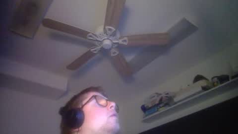 HandicappedLaugher online show from December 2025 03:55:01 AM