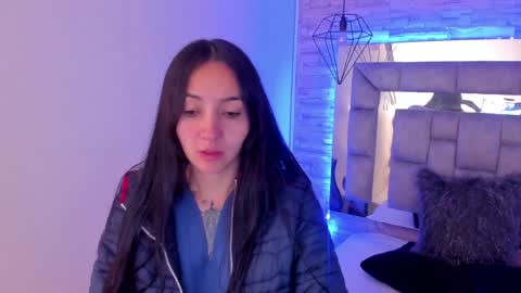   online show from December 2024 12:18:02 PM