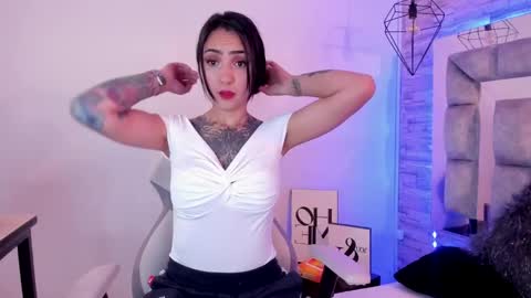   online show from December 2024 05:48:01 PM