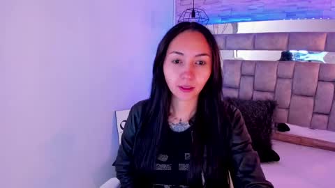   online show from December 2024 12:07:02 PM