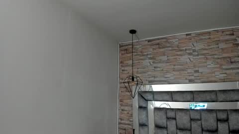   online show from January 2025 12:04:02 PM