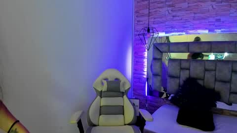   online show from January 2025 11:56:02 AM