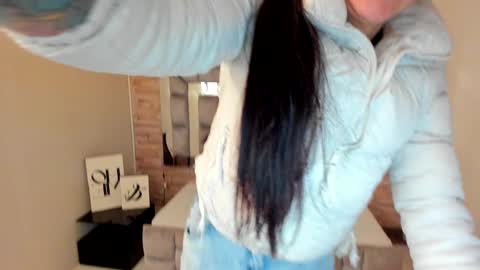   online show from January 2025 12:07:02 PM