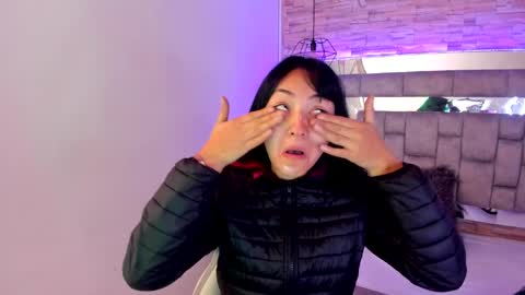   online show from January 2025 12:17:01 PM