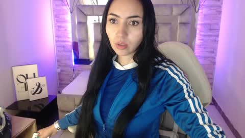   online show from February 2025 11:53:01 AM