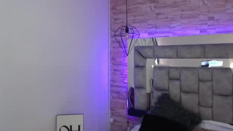   online show from February 2025 05:53:02 PM