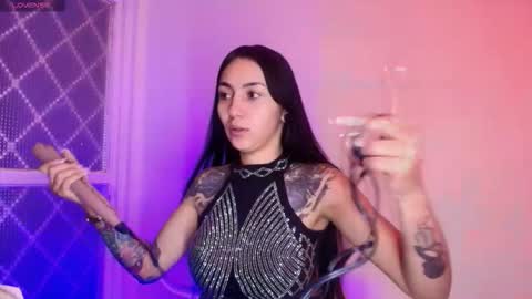   online show from November 2025 12:04:01 PM