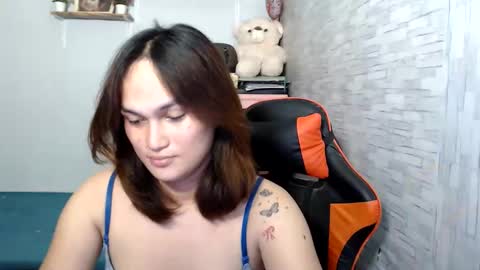 ts_kawaiiass online show from October 2025 01:03:02 PM