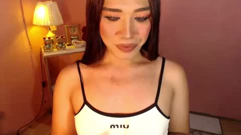 Snapshot of ts_romantika69 chatting on March 2025 10:19:01 AM The Girl Named Romantika online show from March 2025 10:19:01 AM