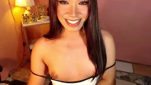 Snapshot of ts_romantika69 chatting on March 2025 01:26:02 PM The Girl Named Romantika online show from March 2025 01:26:02 PM