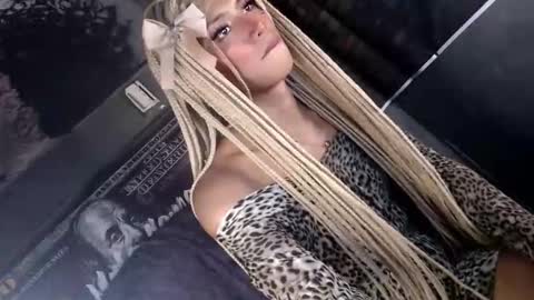 Snapshot of ts_wakowako chatting on March 2026 07:15:01 AM Lexi Fox online show from March 2026 07:15:01 AM