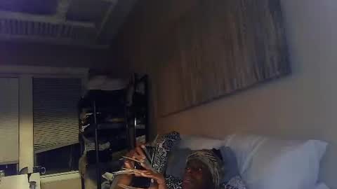 Amber White online show from October 2025 10:41:01 AM