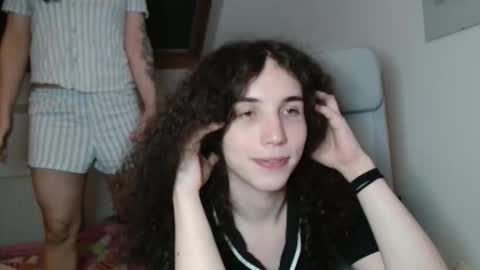 TSBubbles online show from October 2025 09:48:01 PM