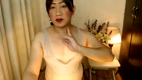 Carolina online show from June 2026 06:19:01 PM