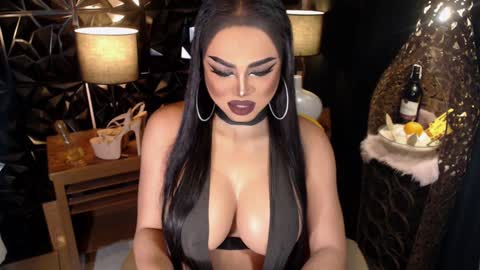 Snapshot of tsdarkdevon chatting on January 2025 04:48:02 AM tsdarkdevon online show from January 2025 04:48:02 AM