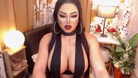 Snapshot of tsdarkdevon chatting on January 2025 10:29:02 AM tsdarkdevon online show from January 2025 10:29:02 AM