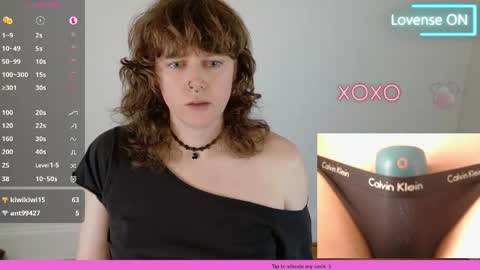 Snapshot of tsellieryder chatting on April 2026 01:41:01 AM Ellie Ryder online show from April 2026 01:41:01 AM