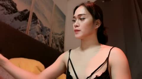 Bella Ratbu online show from June 2026 12:40:02 PM