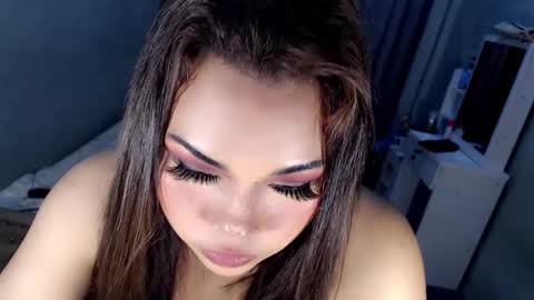 jayvie online show from February 2025 06:59:01 PM