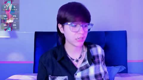 Snapshot of tsuki_maru chatting on February 2026 09:08:02 PM Maru online show from February 2026 09:08:02 PM