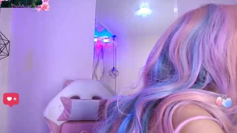 Tsukineko online show from November 2025 03:31:02 AM