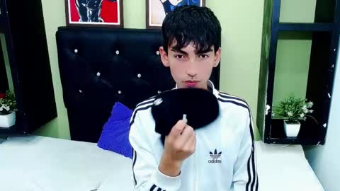 ttimy online show from December 2024 11:21:01 PM